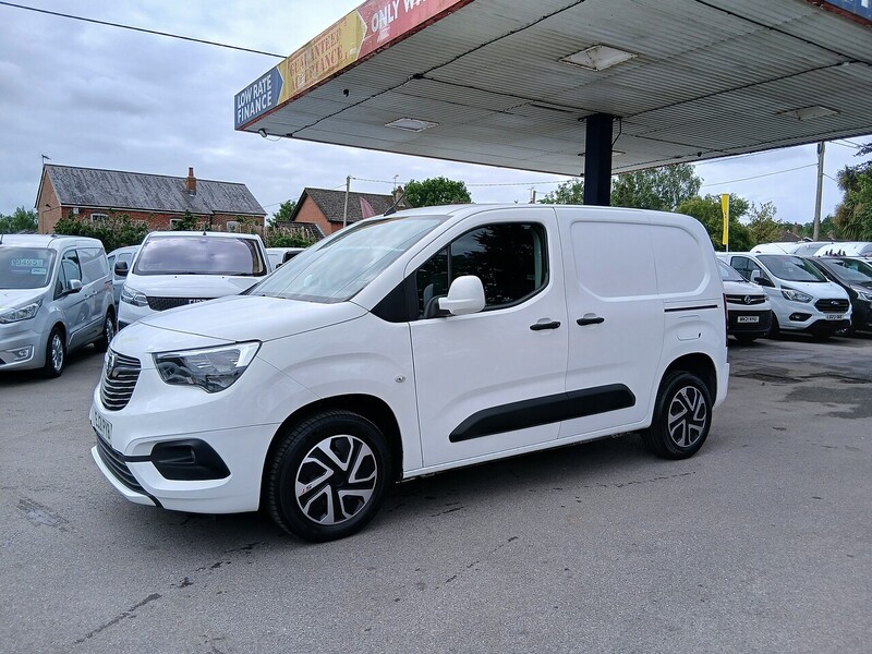 Vauxhall 1.5 Turbo D 2300 Sportive Panel Van 4dr Diesel Manual L1 H1 Euro 6 (100 ps)