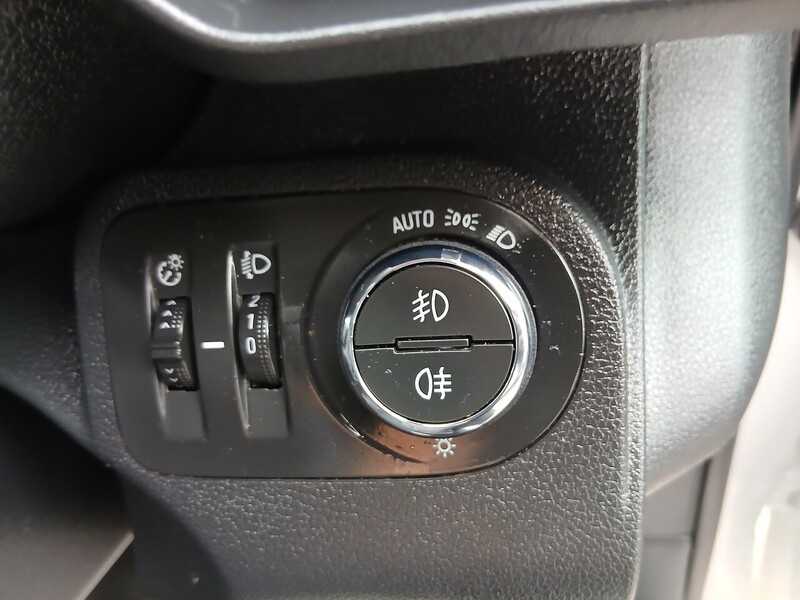 Vauxhall 1.5 Turbo D 2300 Sportive Panel Van 4dr Diesel Manual L1 H1 Euro 6 (100 ps)