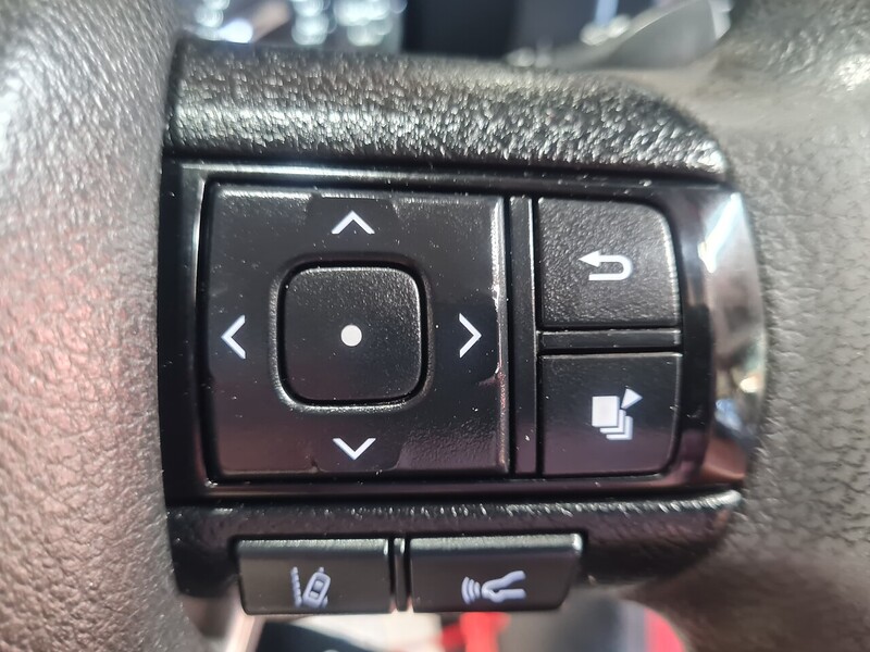 Toyota D-4D Active Pickup 2.4 Manual Diesel