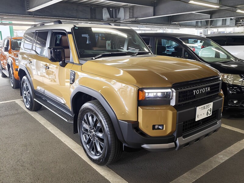 Toyota Land Cruiser