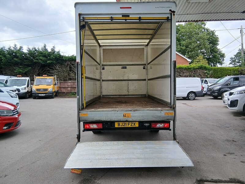 Ford 2.0 350 EcoBlue HD Leader Chassis Cab 2dr Diesel Manual RWD L4 Euro 6 (s/s) (DRW) (130 ps) 2.0 2dr Luton Van Manual Diesel
