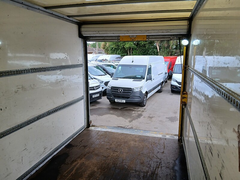 Ford 2.0 350 EcoBlue HD Leader Chassis Cab 2dr Diesel Manual RWD L4 Euro 6 (s/s) (DRW) (130 ps) 2.0 2dr Luton Van Manual Diesel