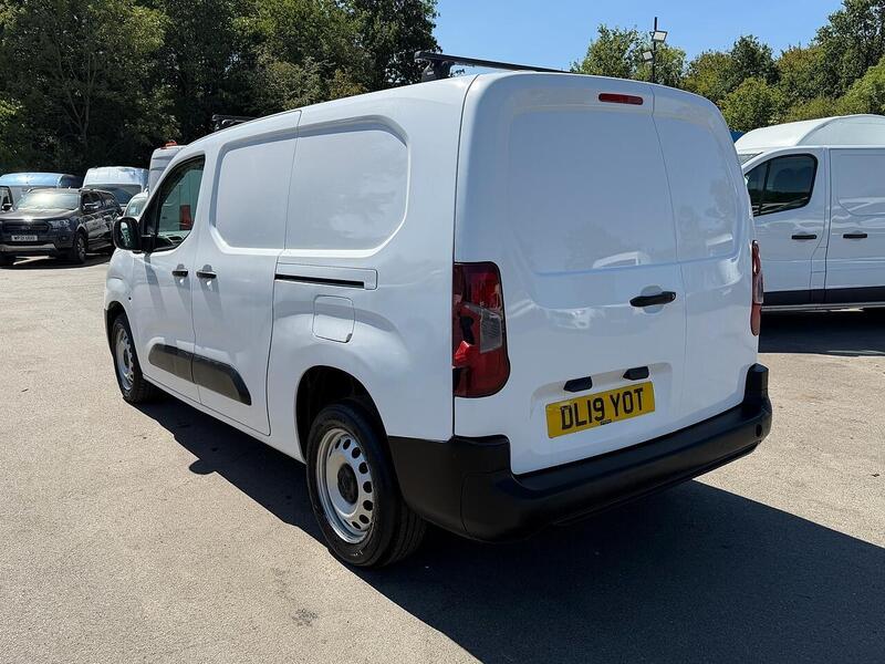 Vauxhall 1.5 Turbo D 2300 Edition Panel Van 6dr Diesel Manual L2 H1 Euro 6 (s/s) (100 ps)