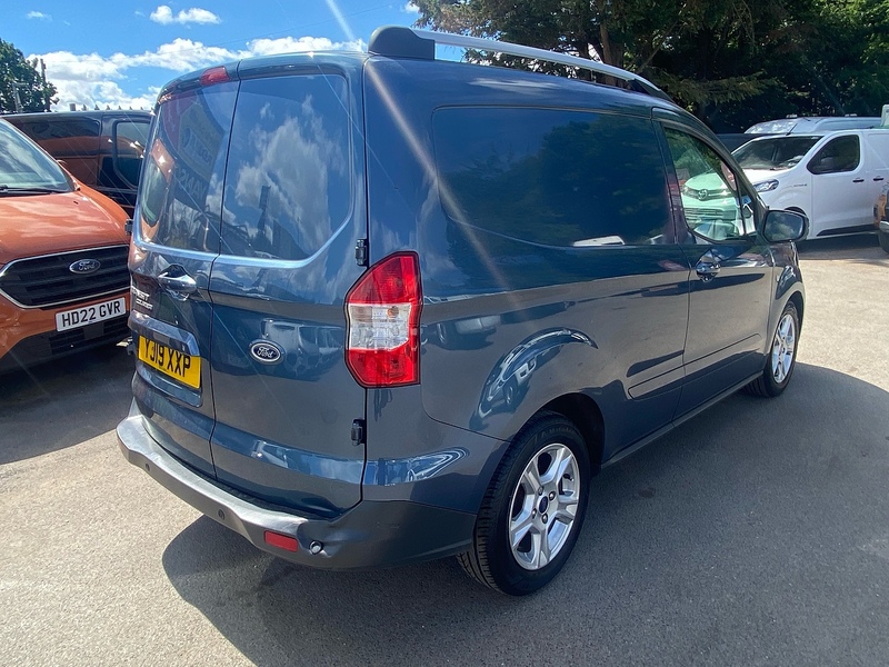 Ford EcoBoost Limited Panel Van 1.0 Manual Petrol