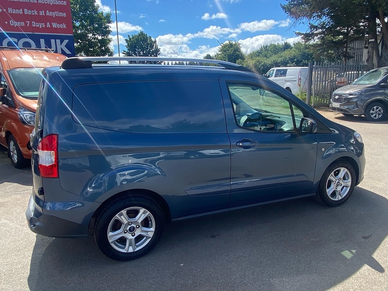 Ford EcoBoost Limited Panel Van 1.0 Manual Petrol