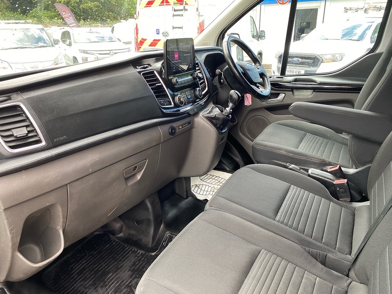Ford 2.0 300 EcoBlue Limited Panel Van 5dr Diesel Manual L1 H1 Euro 6 (s/s) (130 ps)