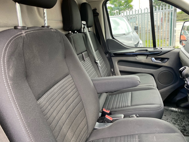 Ford 2.0 300 EcoBlue Limited Panel Van 5dr Diesel Manual L1 H1 Euro 6 (s/s) (130 ps)