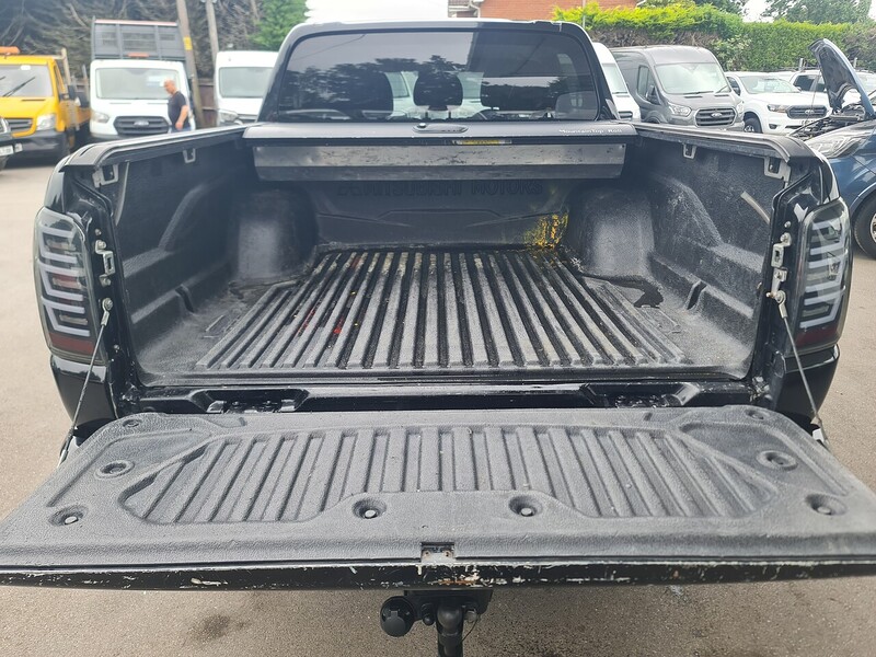 Mitsubishi DI-D DC Barbarian Pickup 2.4 Automatic Diesel