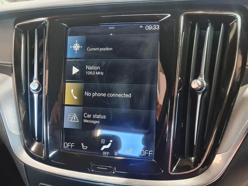 Volvo 2.0h T8 Recharge 11.6kWh Polestar Engineered Saloon 4dr Petrol Plug-in Hybrid Auto AWD Euro 6 (s/s) (405 ps)
