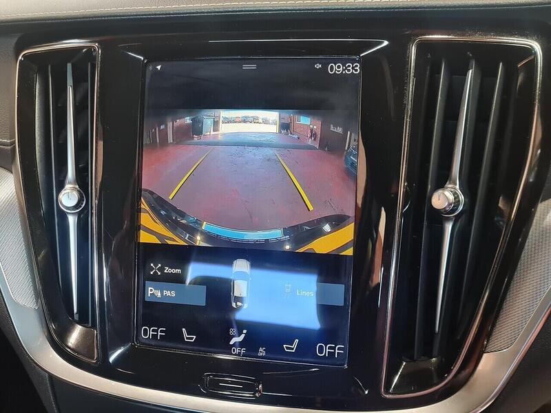 Volvo 2.0h T8 Recharge 11.6kWh Polestar Engineered Saloon 4dr Petrol Plug-in Hybrid Auto AWD Euro 6 (s/s) (405 ps)