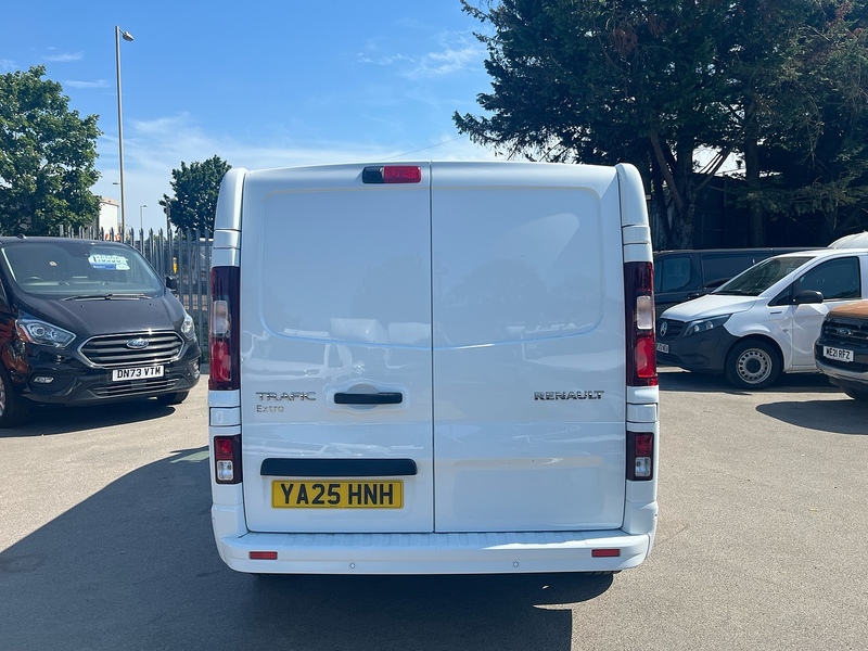 Renault 2.0 dCi Blue SL30 Extra Panel Van 5dr Diesel Auto L1 H1 Euro 6 (s/s) (150 ps)