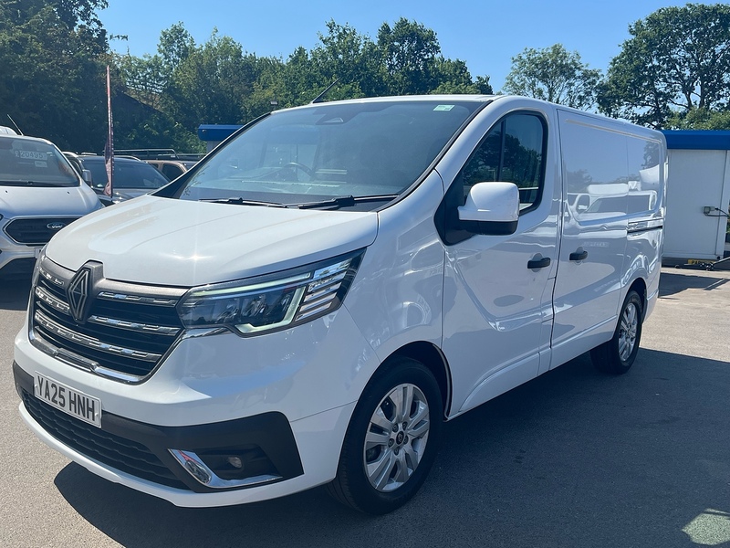 Renault 2.0 dCi Blue SL30 Extra Panel Van 5dr Diesel Auto L1 H1 Euro 6 (s/s) (150 ps)