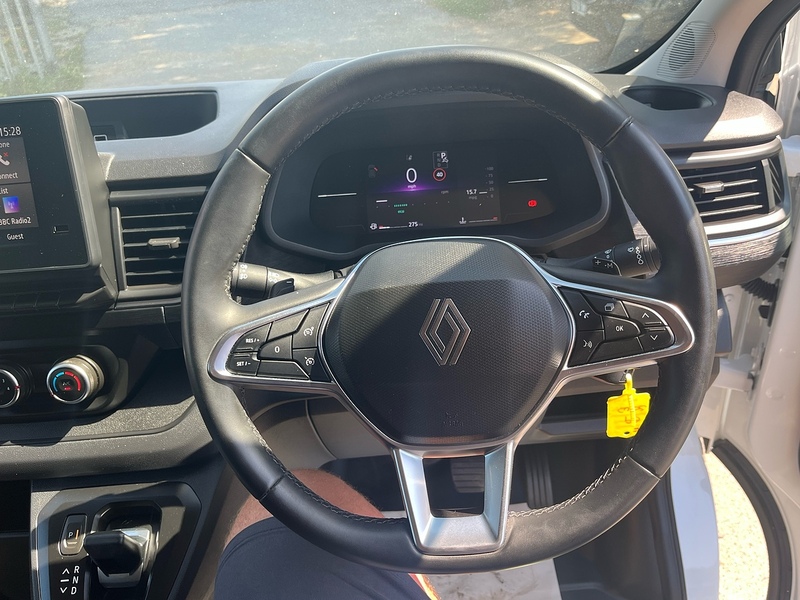 Renault 2.0 dCi Blue SL30 Extra Panel Van 5dr Diesel Auto L1 H1 Euro 6 (s/s) (150 ps)