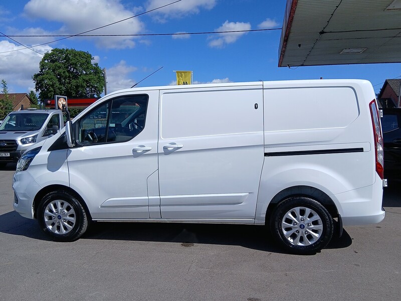 Ford 2.0 300 EcoBlue Limited Panel Van 5dr Diesel Manual L1 H1 Euro 6 (s/s) (130 ps)
