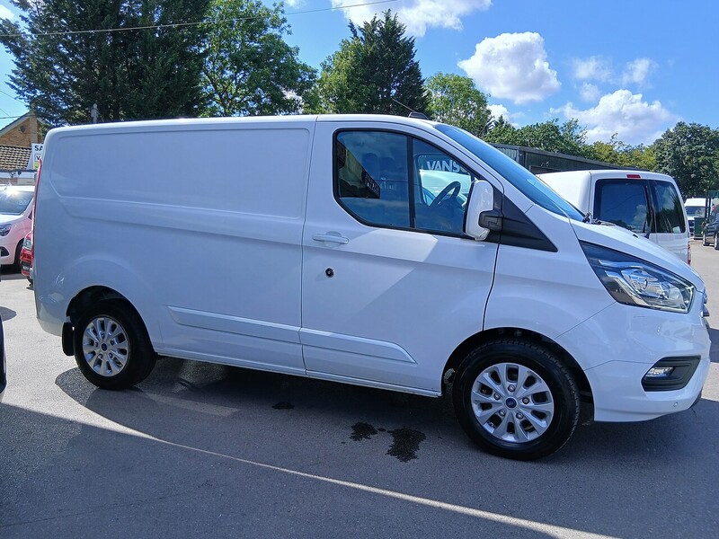 Ford 2.0 300 EcoBlue Limited Panel Van 5dr Diesel Manual L1 H1 Euro 6 (s/s) (130 ps)