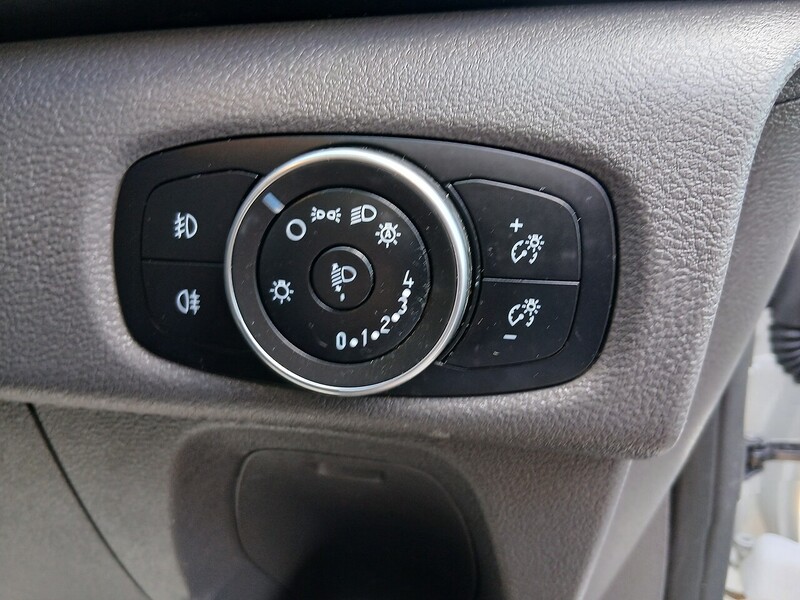 Ford 2.0 300 EcoBlue Limited Panel Van 5dr Diesel Manual L1 H1 Euro 6 (s/s) (130 ps)