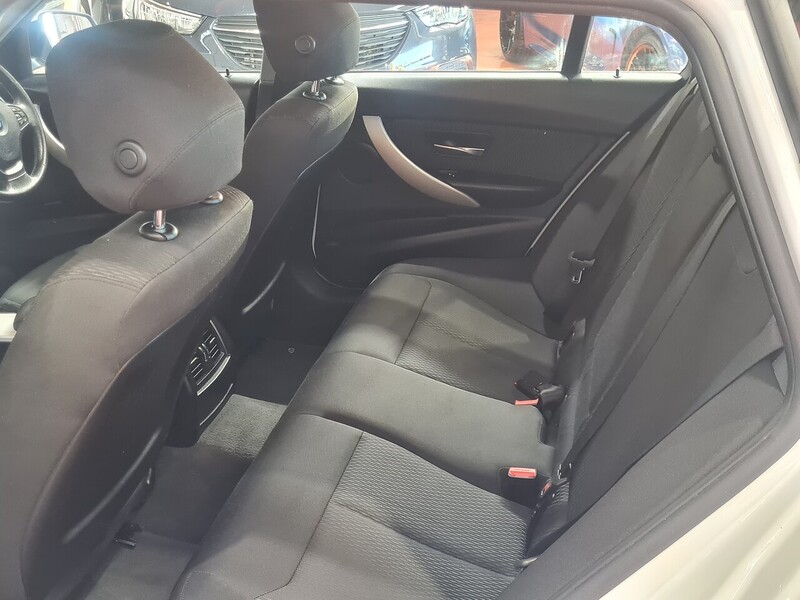 BMW 2.0 316d SE Touring 5dr Diesel Auto Euro 6 (s/s) (116 ps)