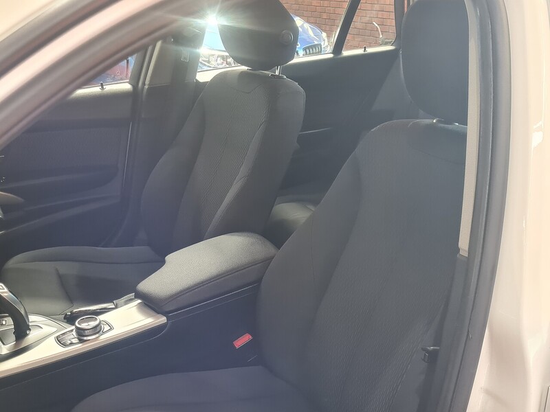 BMW 2.0 316d SE Touring 5dr Diesel Auto Euro 6 (s/s) (116 ps)