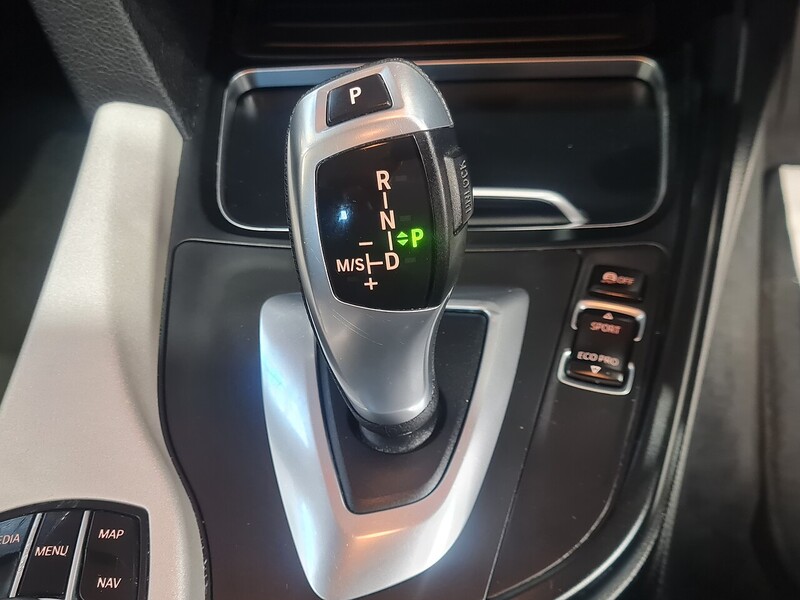 BMW 2.0 316d SE Touring 5dr Diesel Auto Euro 6 (s/s) (116 ps)