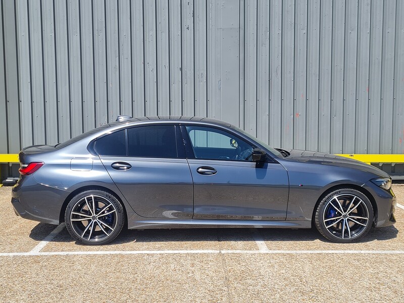 BMW 2.0 330e 12kWh M Sport Saloon 4dr Petrol Plug-in Hybrid Auto Euro 6 (s/s) (292 ps)