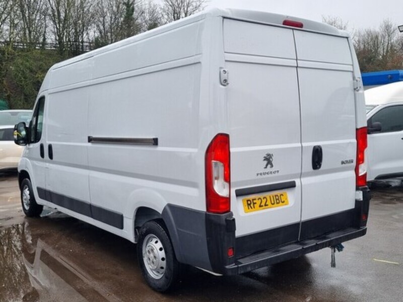 Peugeot 2.2 BlueHDi 335 Professional Panel Van 5dr Diesel Manual L3 H2 Euro 6 (s/s) (140 ps)