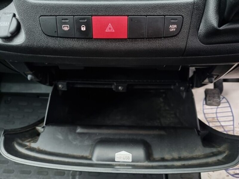 Peugeot 2.2 BlueHDi 335 Professional Panel Van 5dr Diesel Manual L3 H2 Euro 6 (s/s) (140 ps)