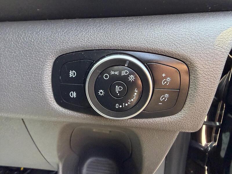 Ford 2.0 280 EcoBlue Limited Panel Van 5dr Diesel Manual L1 H1 Euro 6 (s/s) (130 ps)