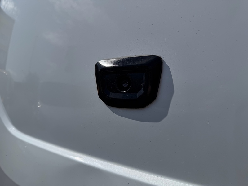 Ford 2.0 320 EcoBlue Limited Crew Van Double Cab 5dr Diesel Manual L1 H1 Euro 6 (s/s) (130 ps)