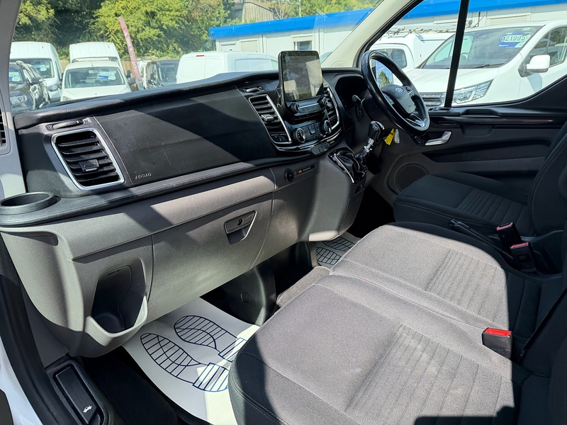 Ford 2.0 320 EcoBlue Limited Crew Van Double Cab 5dr Diesel Manual L1 H1 Euro 6 (s/s) (130 ps)