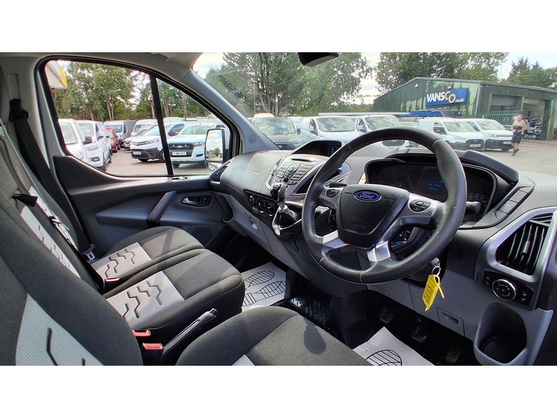 Ford 2.2 TDCi 270 Limited Panel Van 5dr Diesel Manual L1 H1 (186 g/km, 123 bhp)