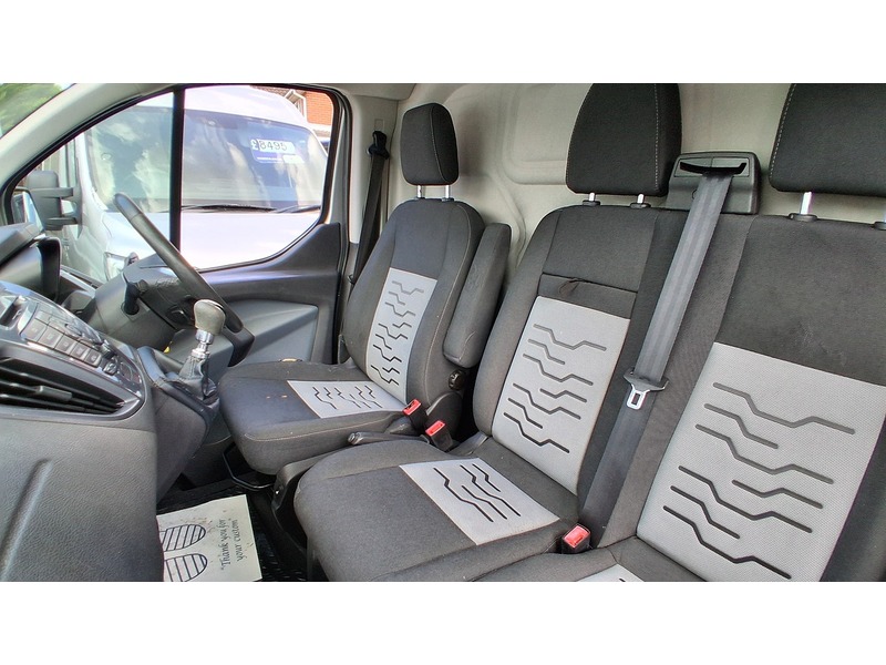 Ford 2.2 TDCi 270 Limited Panel Van 5dr Diesel Manual L1 H1 (186 g/km, 123 bhp)