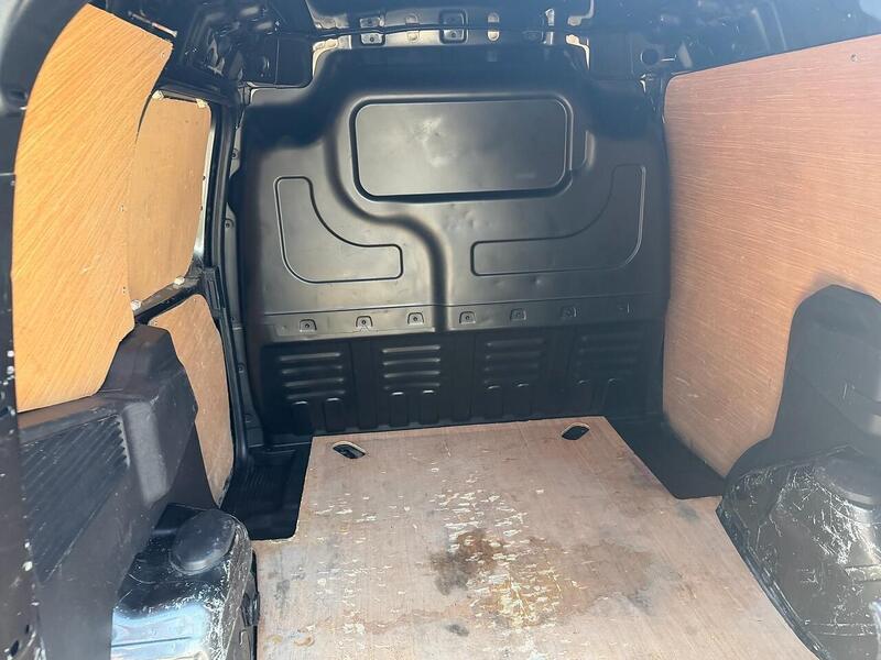 Ford 1.5 TDCi Sport Panel Van 5dr Diesel Manual L1 Euro 6 (100 ps)