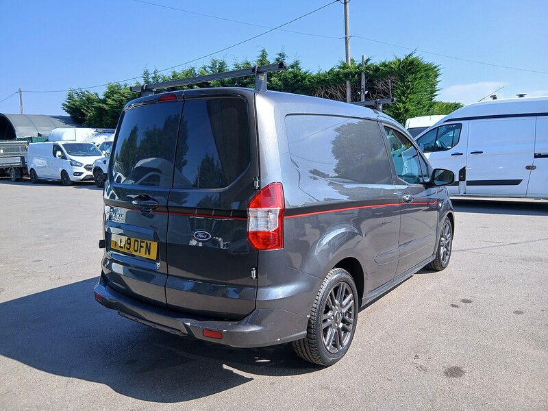 Ford 1.5 TDCi Sport Panel Van 5dr Diesel Manual L1 Euro 6 (100 ps)