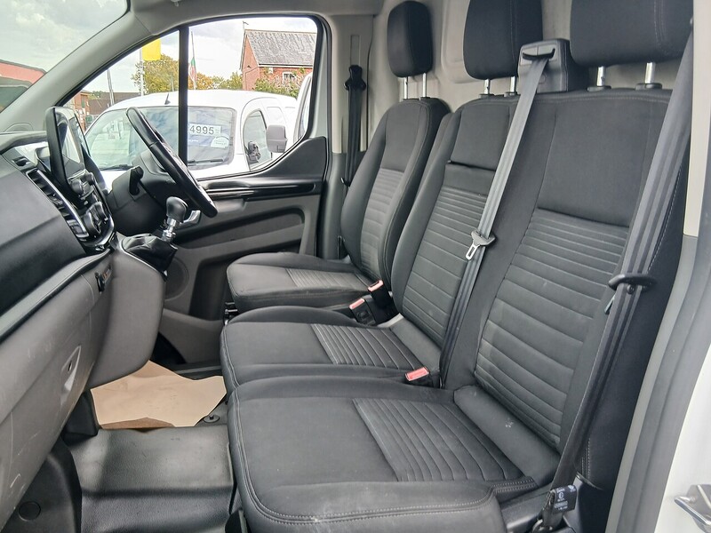 Ford 2.0 300 EcoBlue Limited Panel Van 5dr Diesel Manual L1 H1 Euro 6 (s/s) (130 ps)