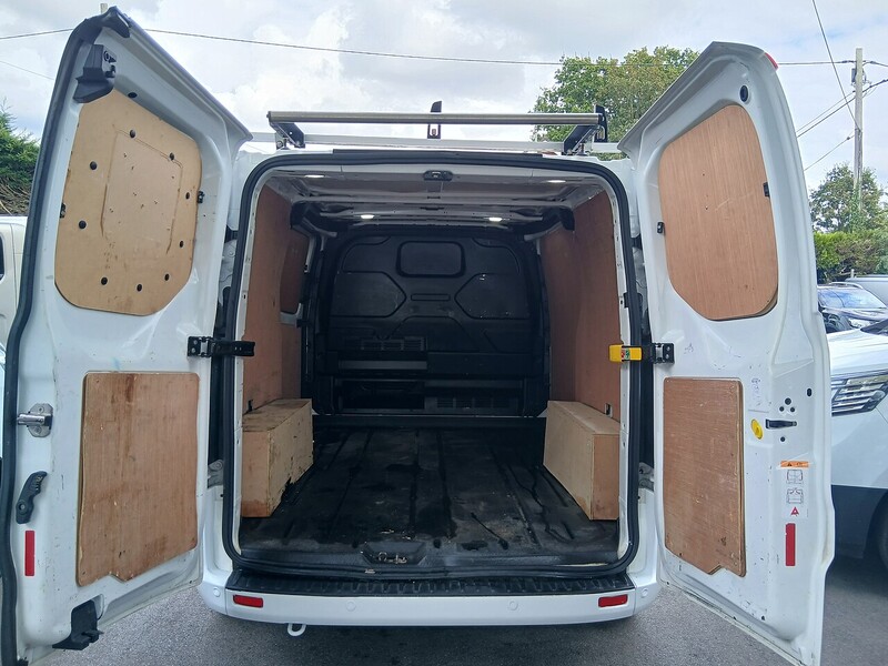 Ford 2.0 300 EcoBlue Limited Panel Van 5dr Diesel Manual L1 H1 Euro 6 (s/s) (130 ps)