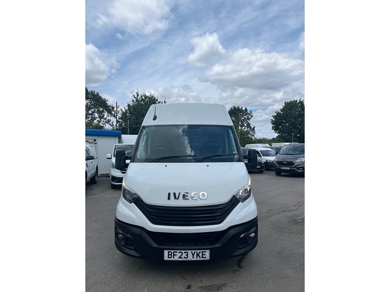 Iveco D HPI 14V 35S 3520 Panel Van 2.3 Manual Diesel