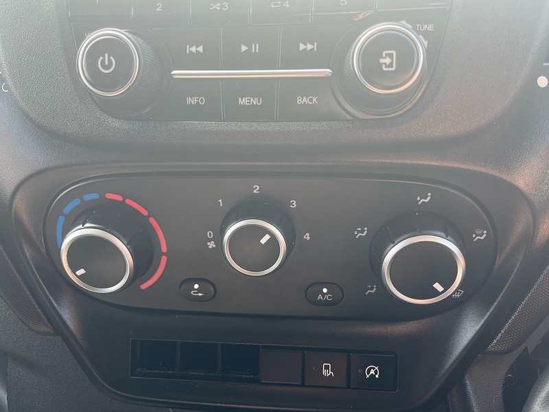 Iveco D HPI 14V 35S 3520 Panel Van 2.3 Manual Diesel