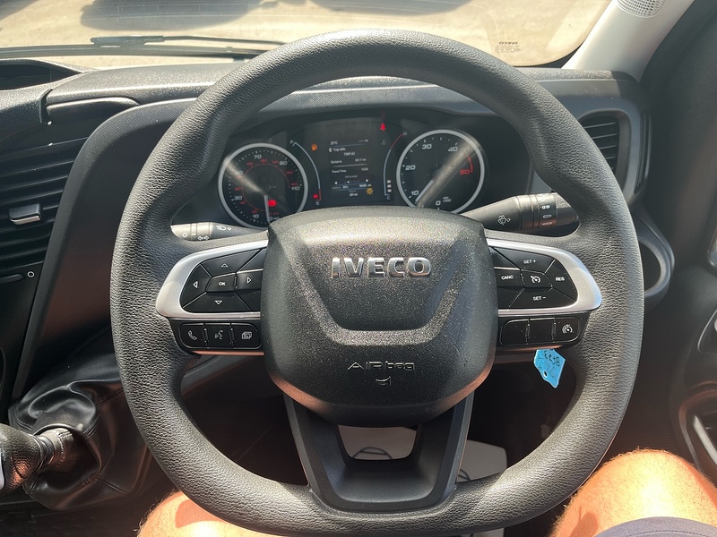 Iveco D HPI 14V 35S 3520 Panel Van 2.3 Manual Diesel