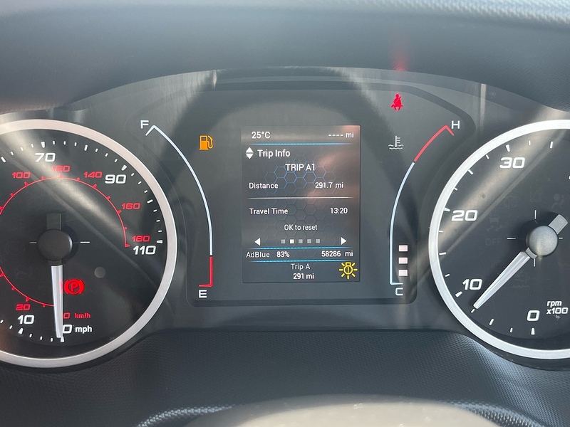 Iveco D HPI 14V 35S 3520 Panel Van 2.3 Manual Diesel