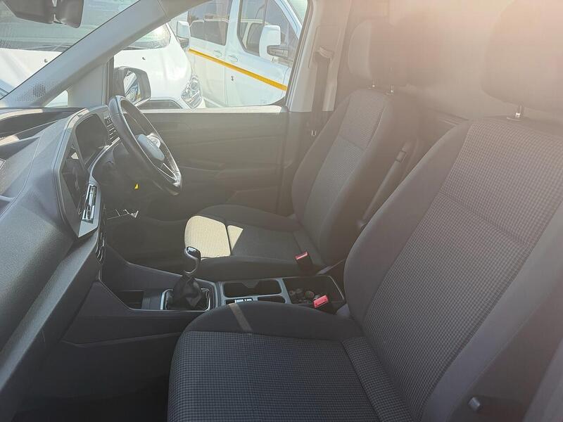 Volkswagen 2.0 TDI C20 Commerce Pro Panel Van 5dr Diesel Manual SWB Euro 6 (s/s) (102 ps)
