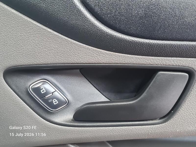 Ford 2.0 280 EcoBlue Leader Crew Van Double Cab 5dr Diesel Manual L1 H1 Euro 6 (s/s) (130 ps)