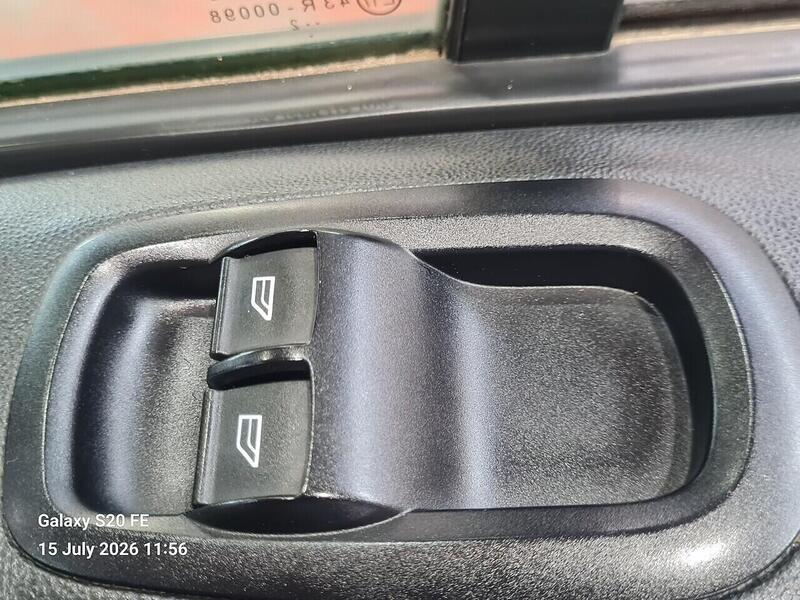 Ford 2.0 280 EcoBlue Leader Crew Van Double Cab 5dr Diesel Manual L1 H1 Euro 6 (s/s) (130 ps)