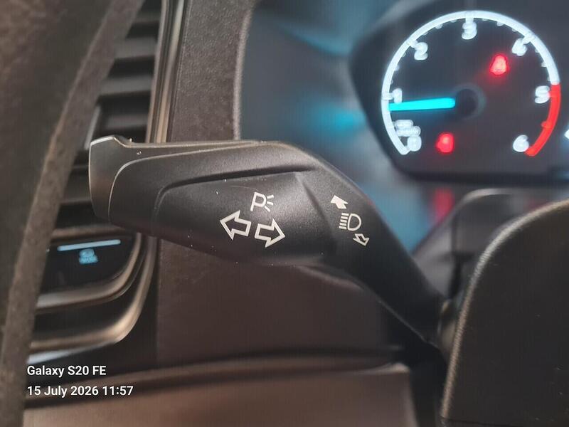 Ford 2.0 280 EcoBlue Leader Crew Van Double Cab 5dr Diesel Manual L1 H1 Euro 6 (s/s) (130 ps)