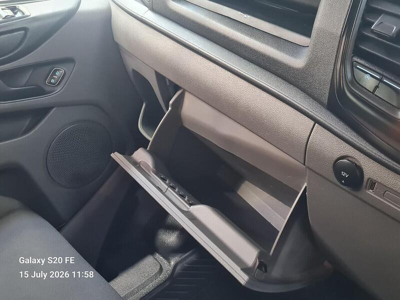 Ford 2.0 280 EcoBlue Leader Crew Van Double Cab 5dr Diesel Manual L1 H1 Euro 6 (s/s) (130 ps)