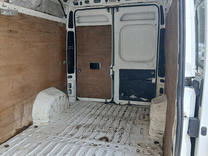 Peugeot BlueHDi 335 Panel Van 2.0 Manual Diesel