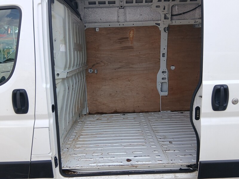 Peugeot BlueHDi 335 Panel Van 2.0 Manual Diesel