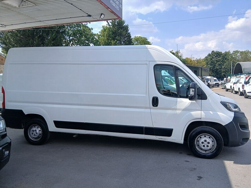 Peugeot BlueHDi 335 Panel Van 2.0 Manual Diesel