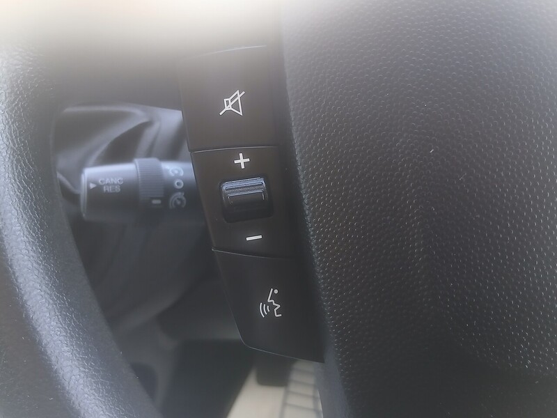 Peugeot 2.0 BlueHDi 333 Professional Panel Van 5dr Diesel Manual L1 H1 Euro 6 (110 ps)