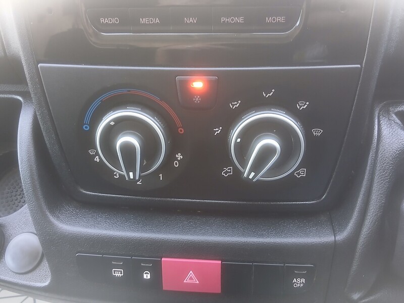 Peugeot 2.0 BlueHDi 333 Professional Panel Van 5dr Diesel Manual L1 H1 Euro 6 (110 ps)