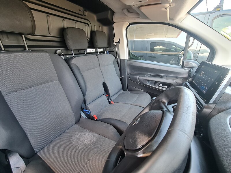 Peugeot 1.5 BlueHDi 1000 Professional Premium + Standard Panel Van 5dr Diesel Manual SWB Euro 6 (s/s) (100 bhp)